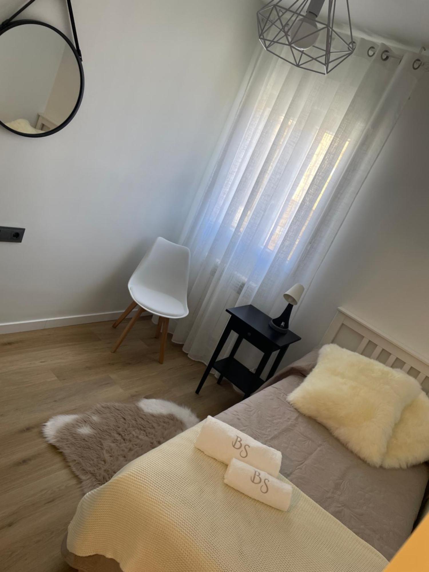 Bulevar Suite Nava de la Asuncion ภายนอก รูปภาพ
