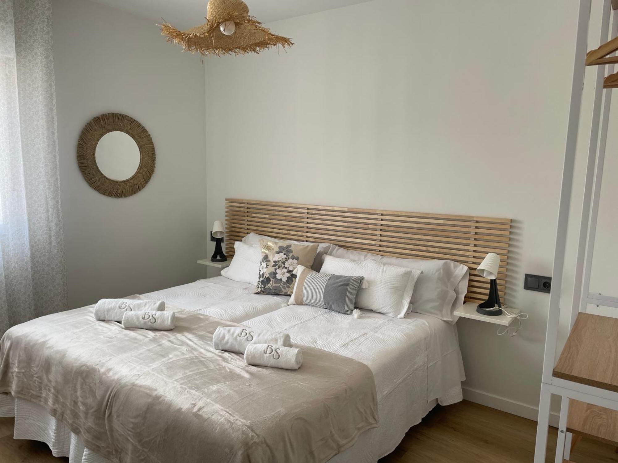 Bulevar Suite Nava de la Asuncion ภายนอก รูปภาพ